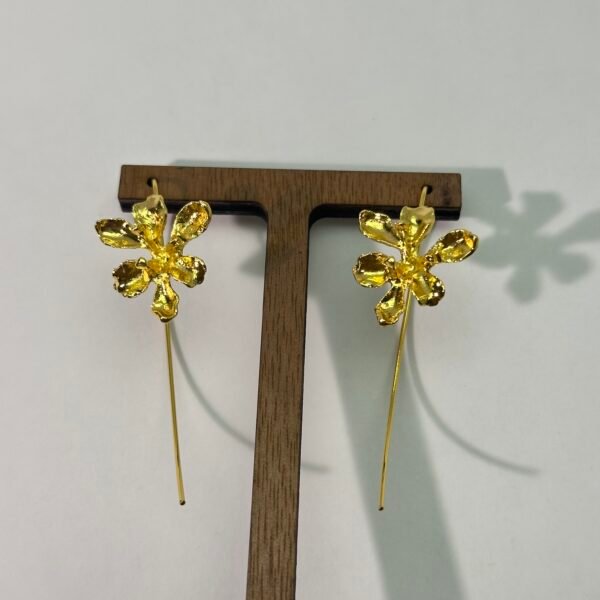 A014 Golden Flower Ear Hooks