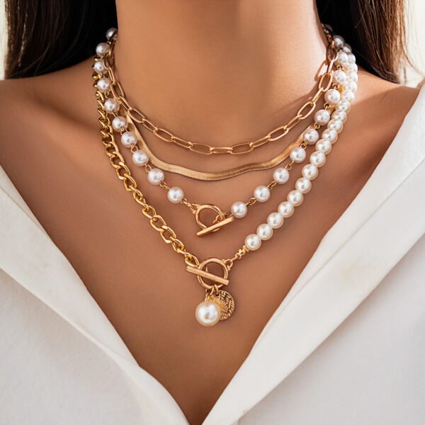 D002 Elegant Baroque Irregular Pearl Necklace, Creative Asymmetric Chain Clavicle Jewelry