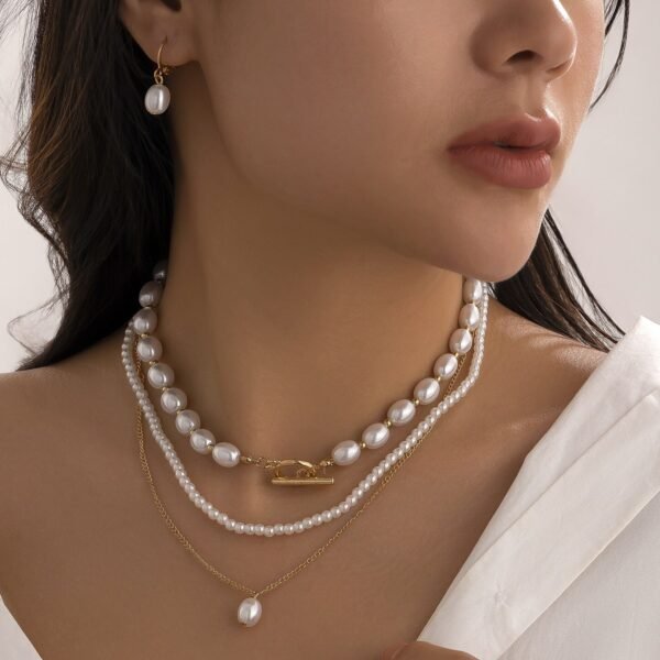 D001 Elegant Baroque Irregular Pearl Necklace,Creative Asymmetric Chain Clavicle Jewelry
